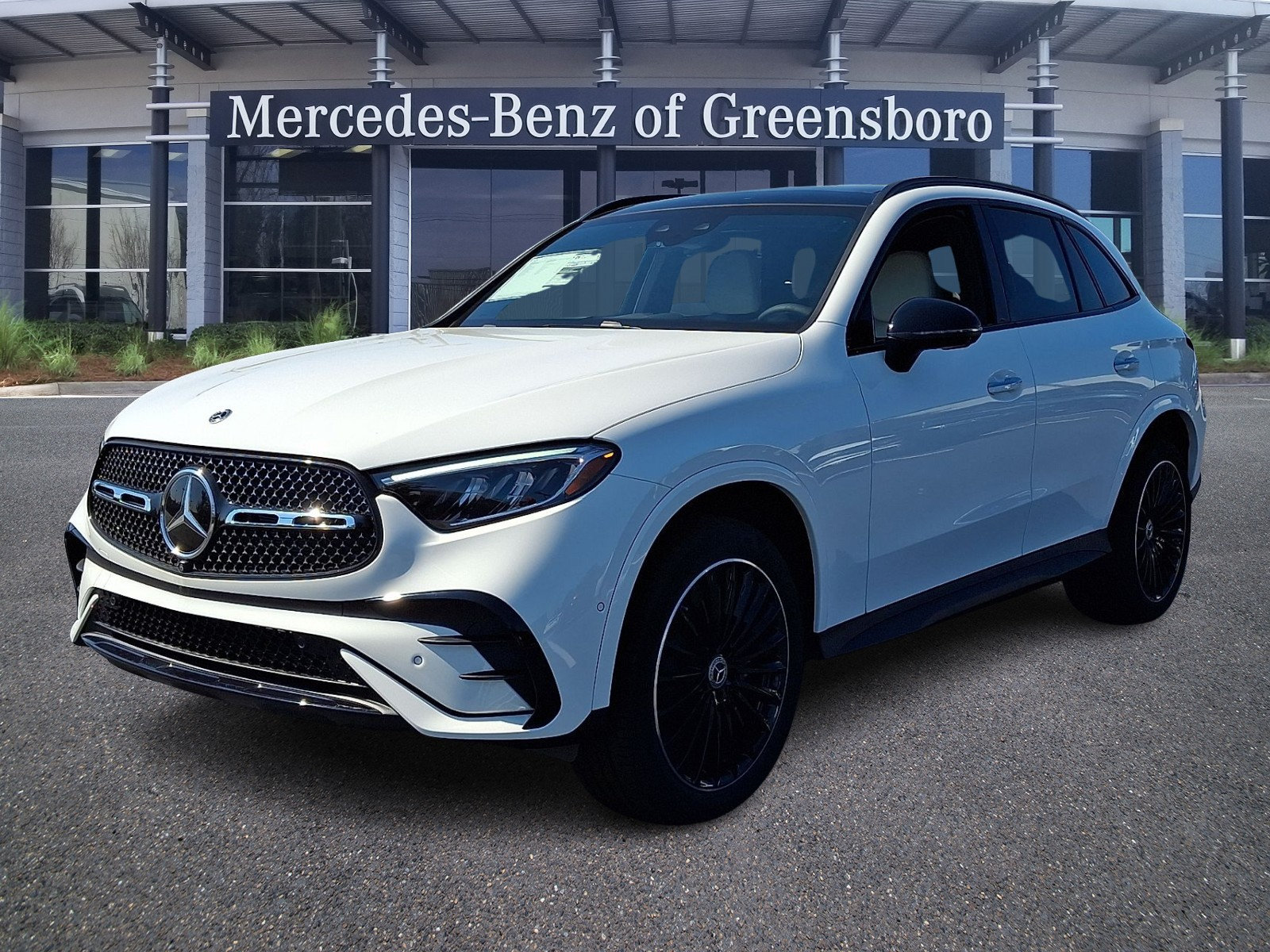 New 2026 Mercedes-Benz GLC 300 4MATIC image 2