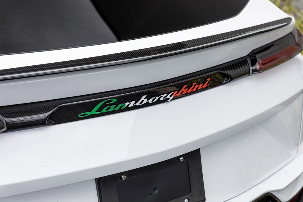 Used 2024 Lamborghini Urus Performante image 45