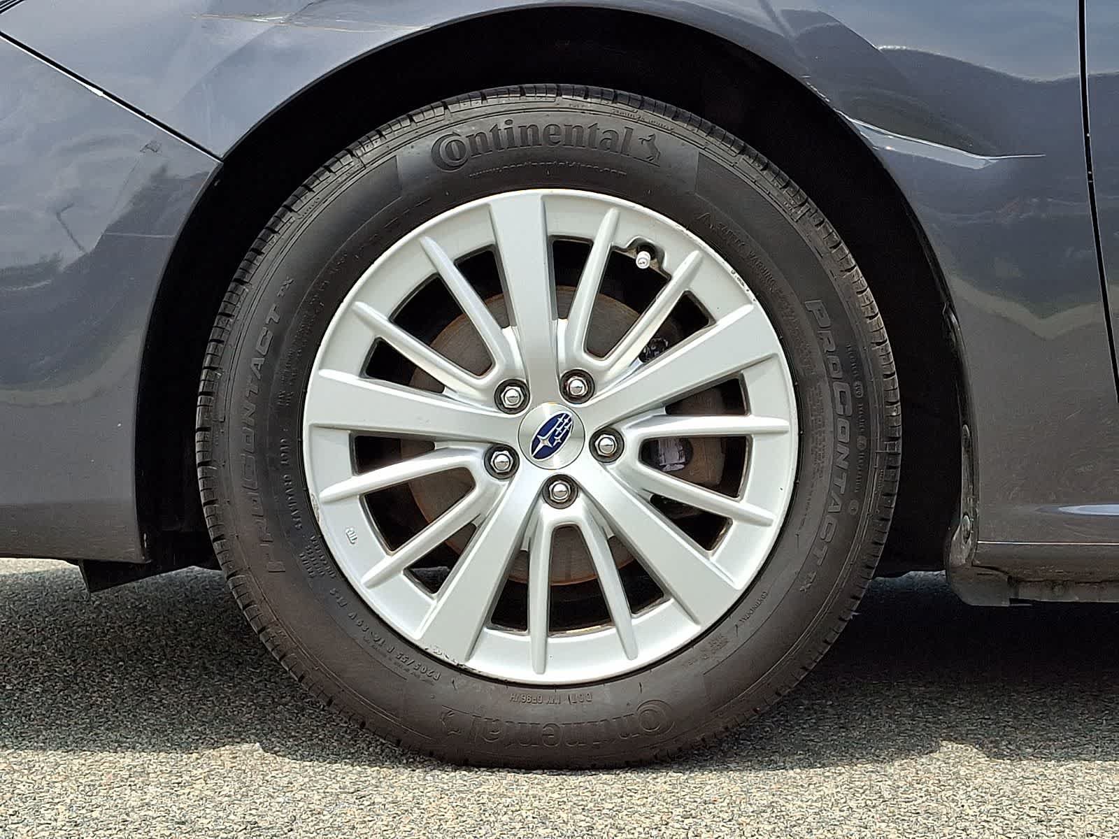 Used 2018 Subaru Impreza 2.0i Premium AWD/4WD image 9