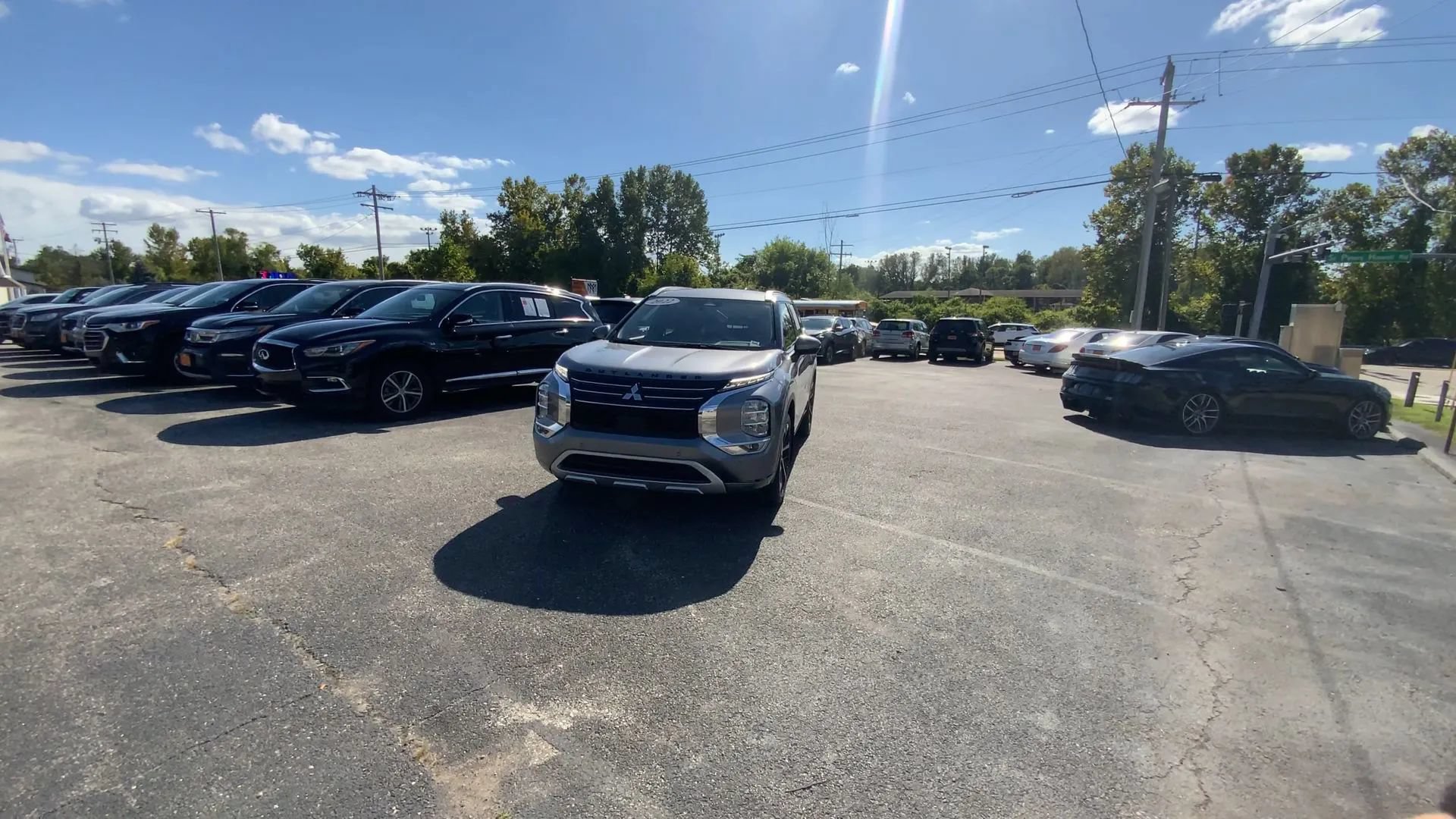 Used 2022 Mitsubishi Outlander SEL FWD image 2