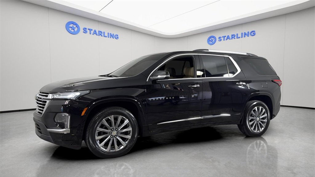 Used 2023 Chevrolet Traverse Premier image 2