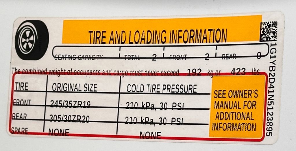 Used 2022 Chevrolet Corvette Stingray Preferred Cpe w/ Battery Protection Package RWD image 47