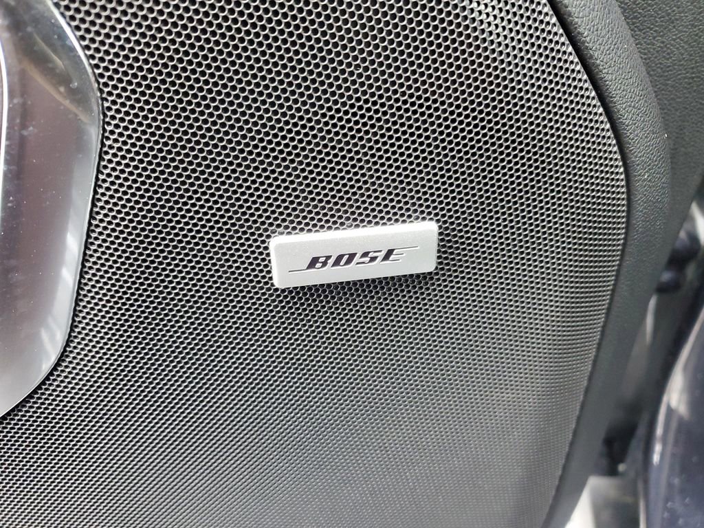 Certified 2024 GMC Yukon XL SLT w/ SLT Luxury Package image 26