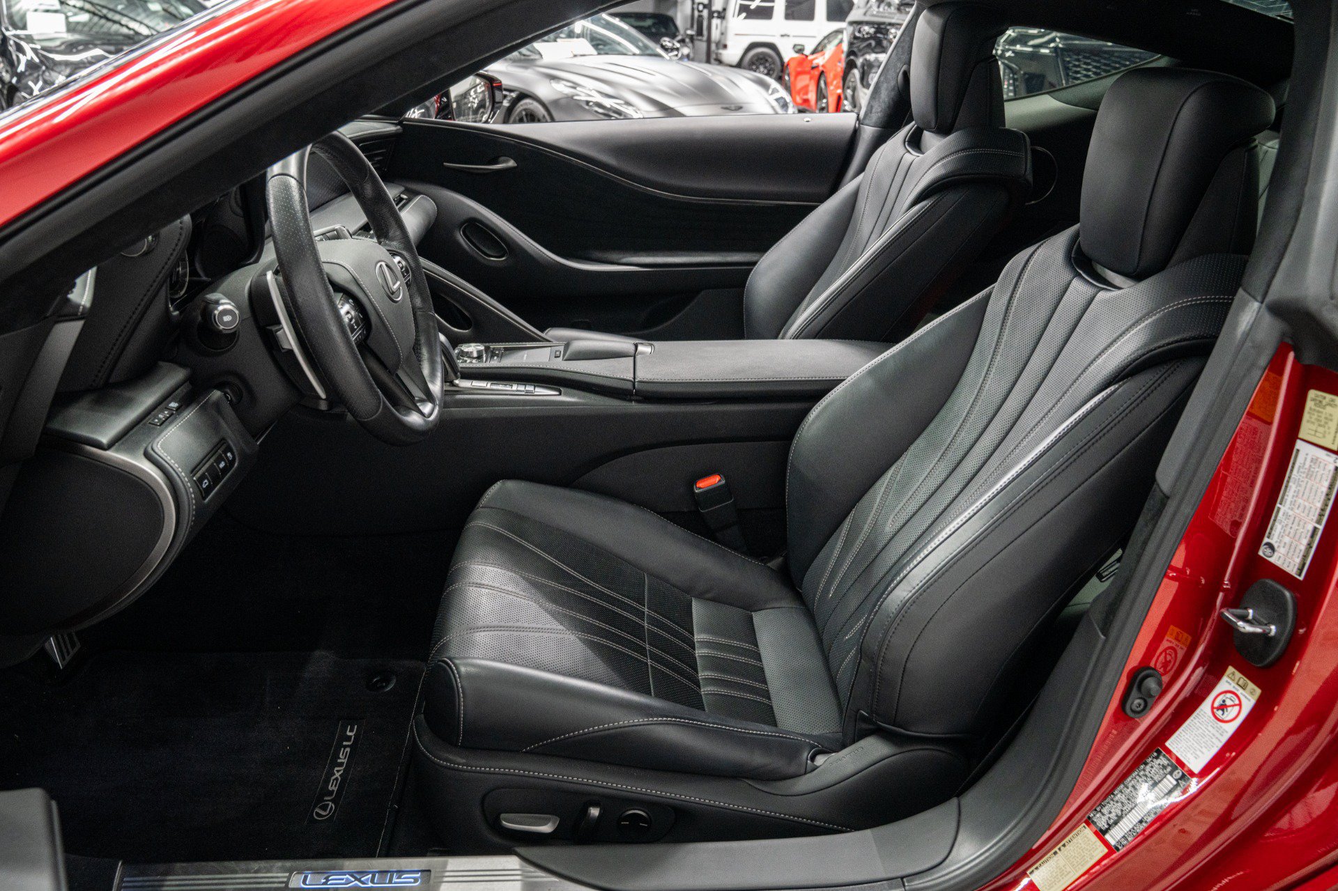 Used 2018 Lexus LC 500 Coupe w/ Touring Package RWD image 34