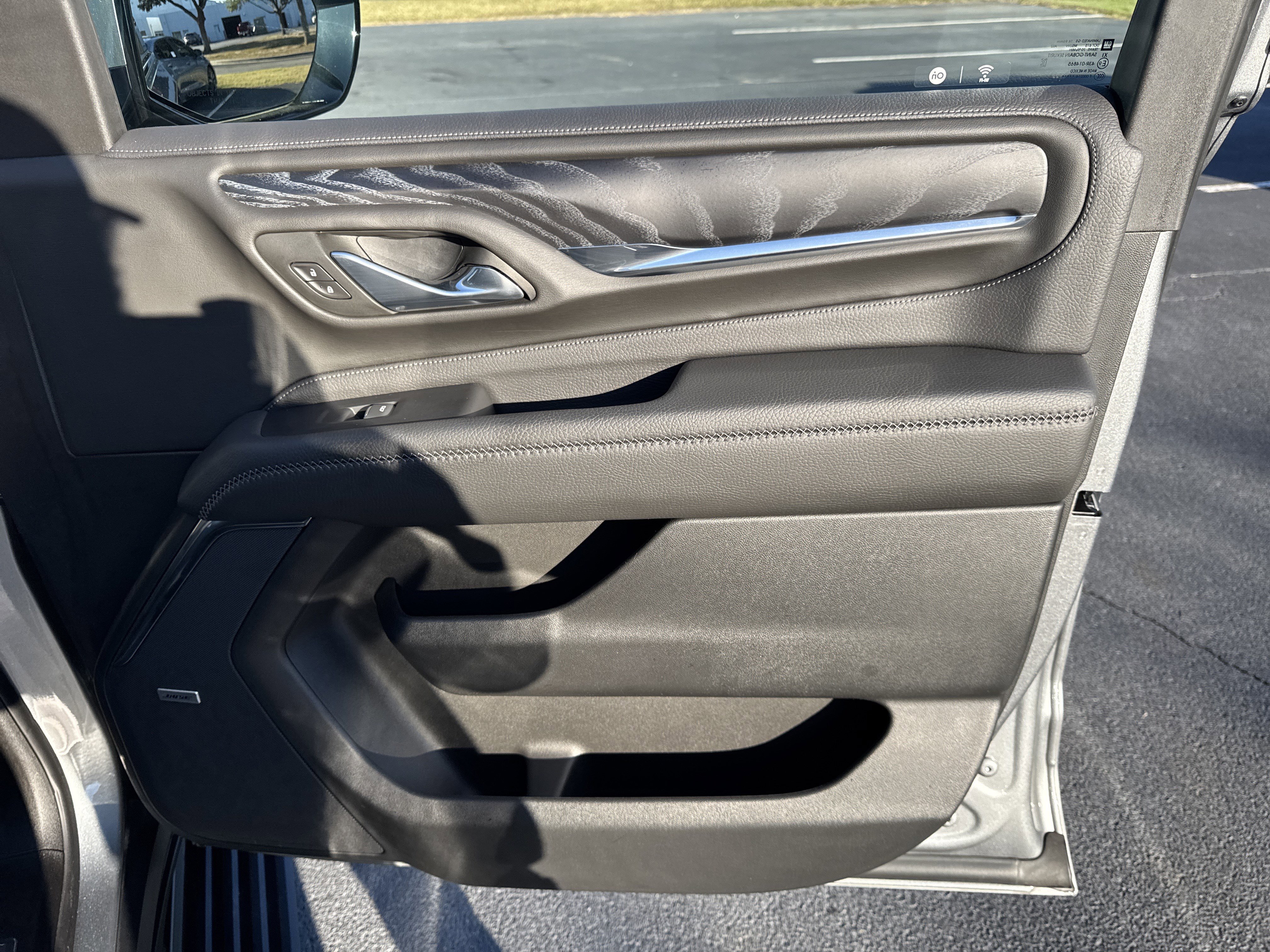 Used 2023 GMC Yukon Denali image 38