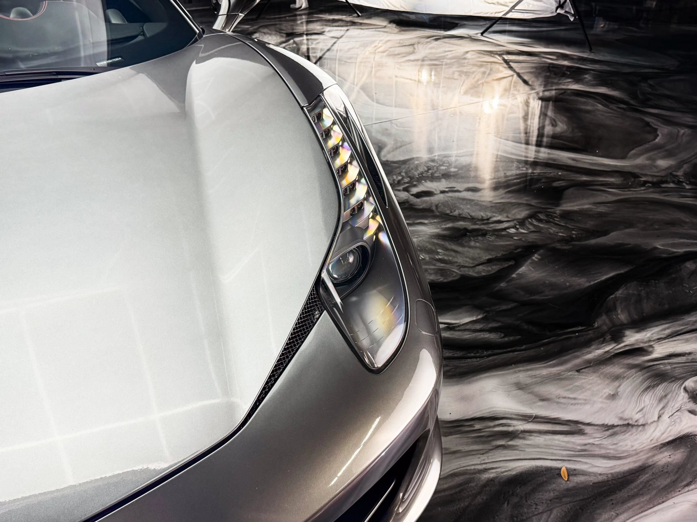 Used 2011 Ferrari 458 Italia Coupe RWD image 4