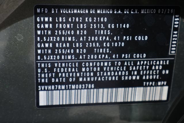 Used 2026 Volkswagen Tiguan SE R-Line FWD image 27