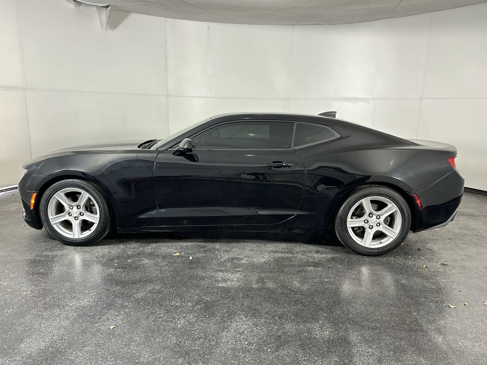 Used 2017 Chevrolet Camaro LT image 8