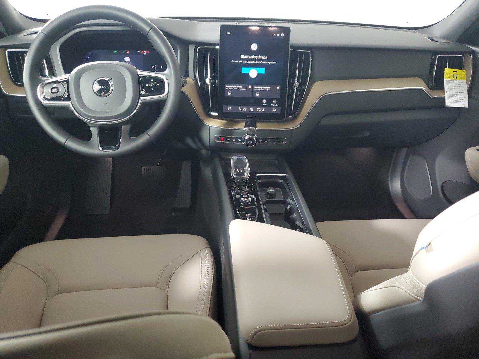 New 2027 Volvo XC60 B5 Plus AWD/4WD image 15