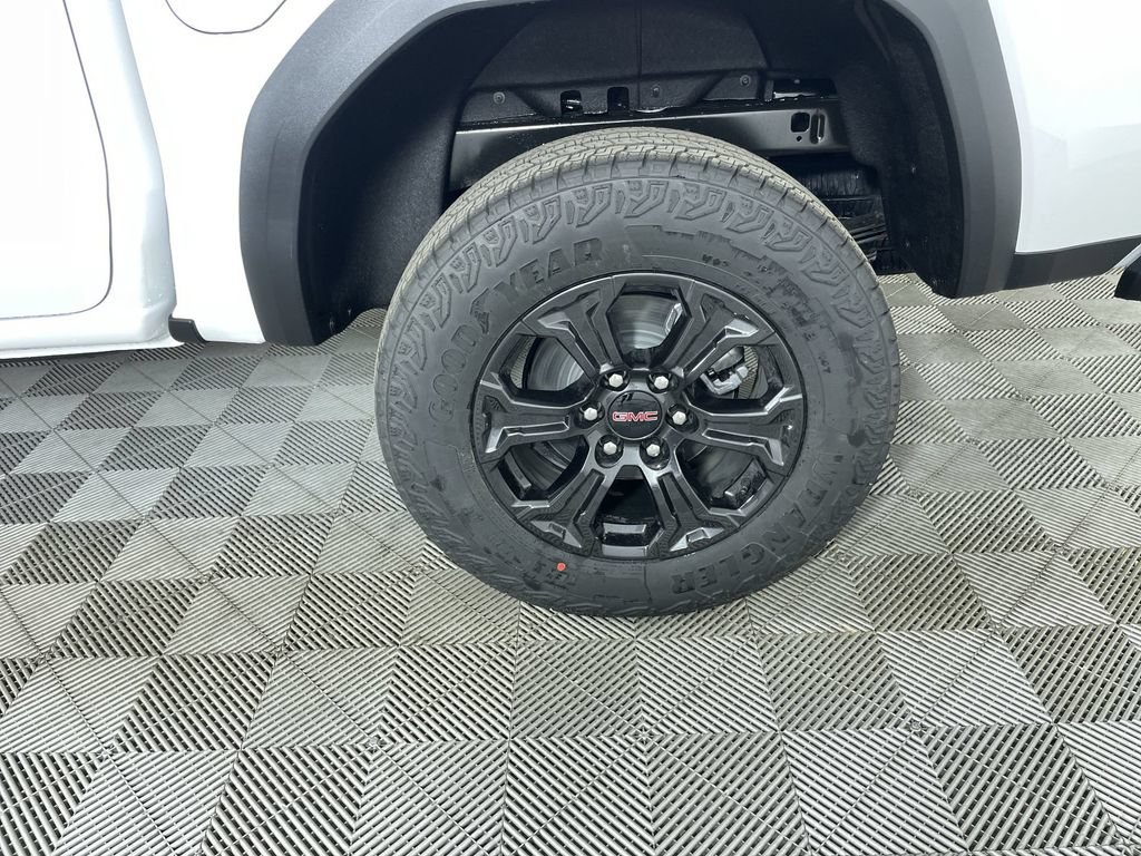 Used 2025 GMC Canyon Elevation RWD image 33