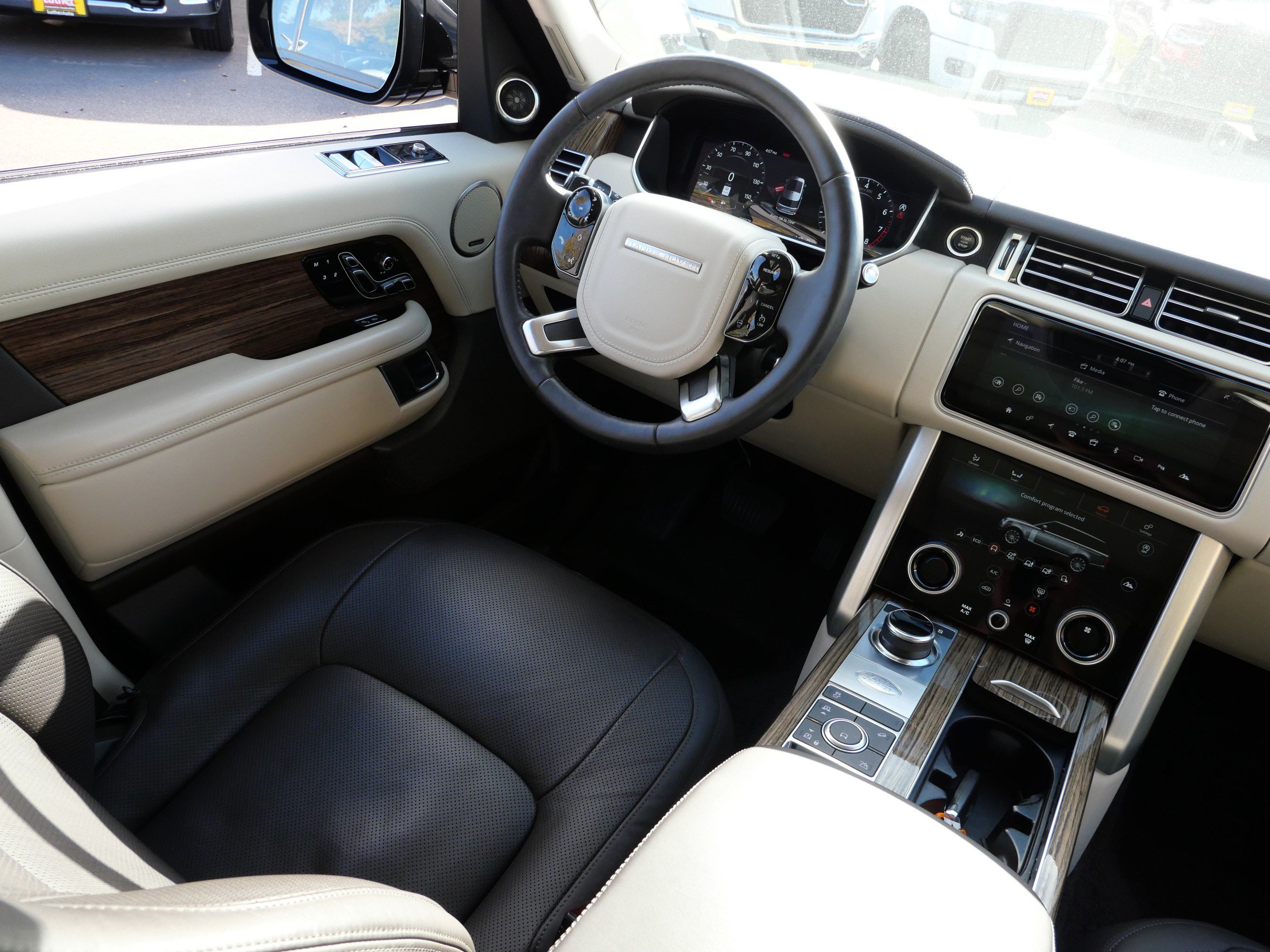 Used 2019 Land Rover Range Rover HSE AWD/4WD image 9