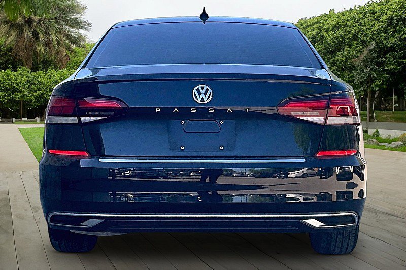 Used 2022 Volkswagen Passat 2.0T SE image 4