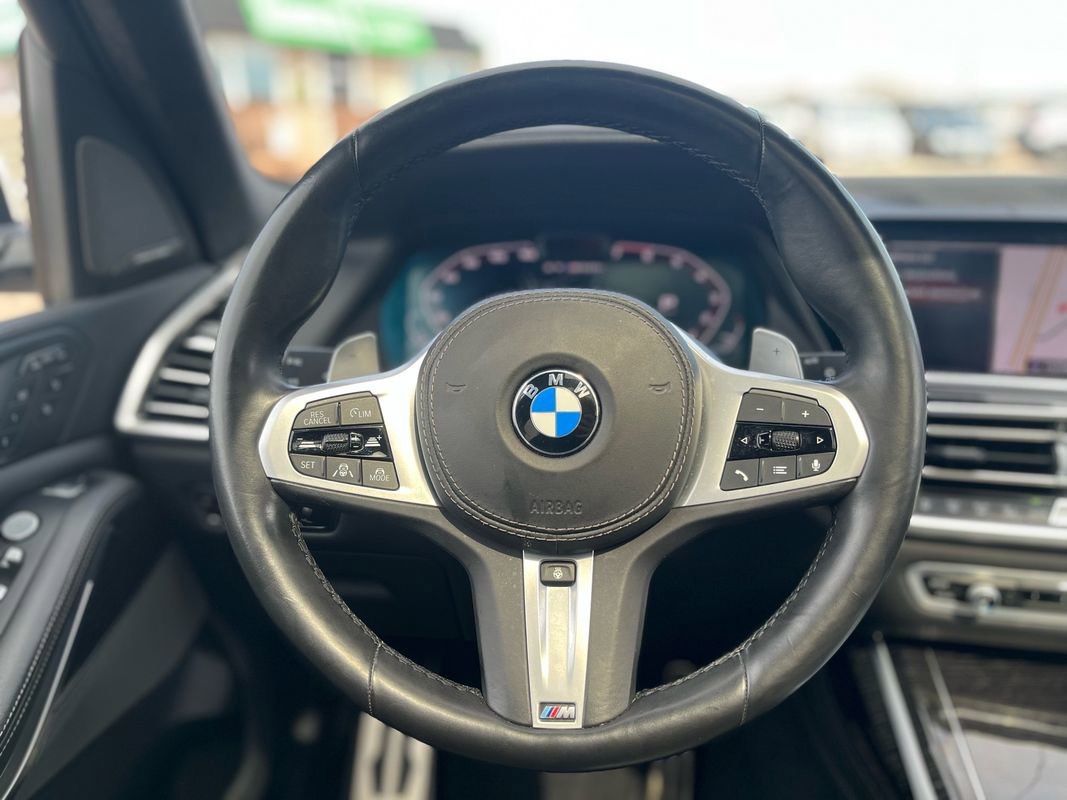 Used 2020 BMW X7 M50i image 20