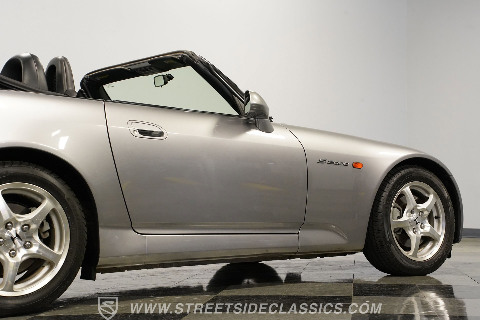 Used 2001 Honda S2000 image 29