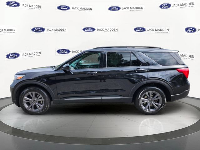Certified 2023 Ford Explorer XLT w/ Equipment Group 202A AWD/4WD image 2