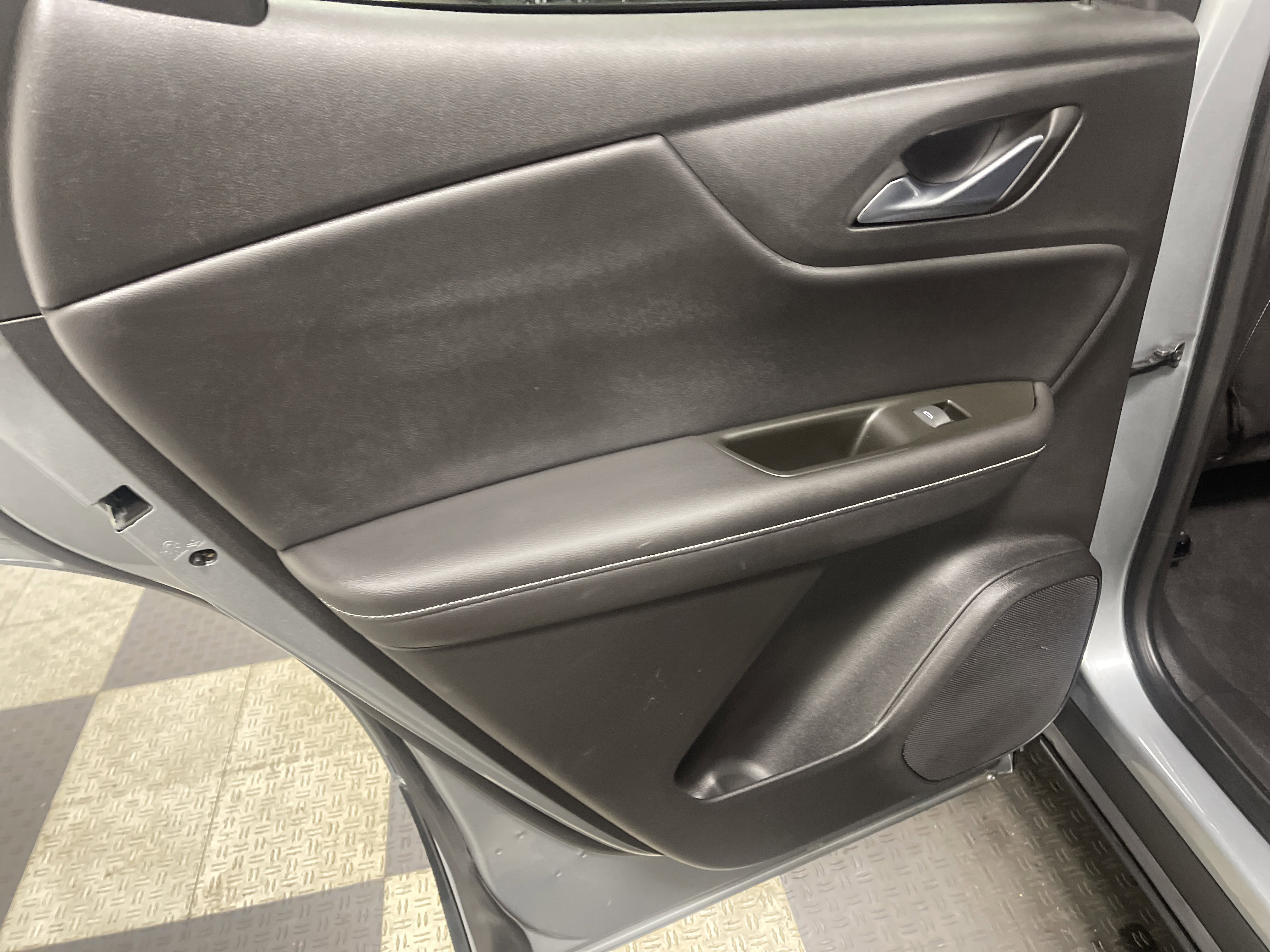 Used 2023 Chevrolet Blazer LT w/ Midnight/Sport Edition image 15