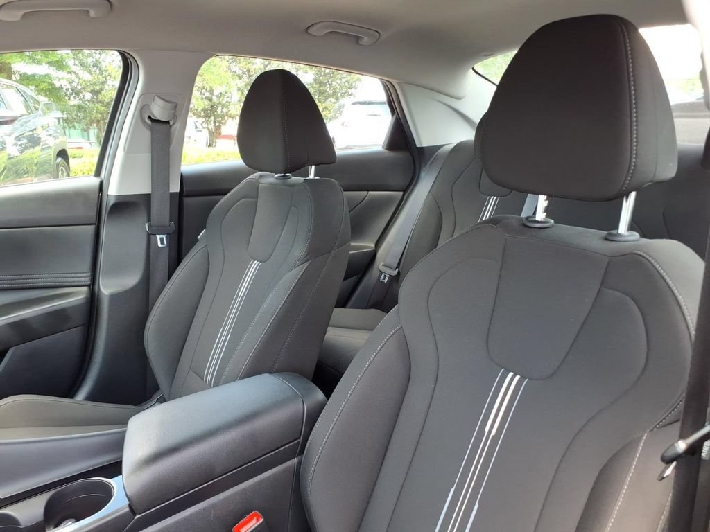 Certified 2023 Hyundai Elantra SEL w/ Convenience Package FWD image 16