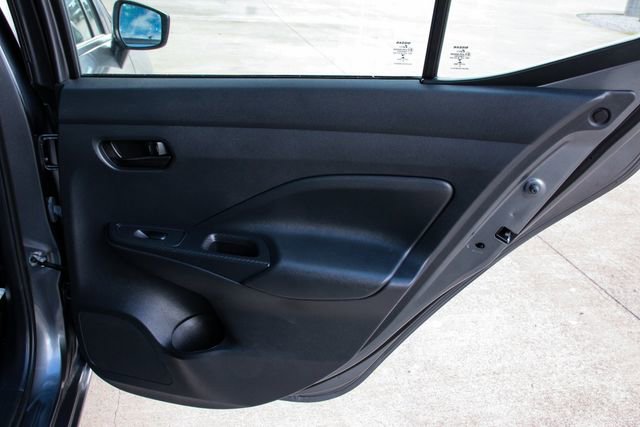 Used 2021 Nissan Versa S image 31