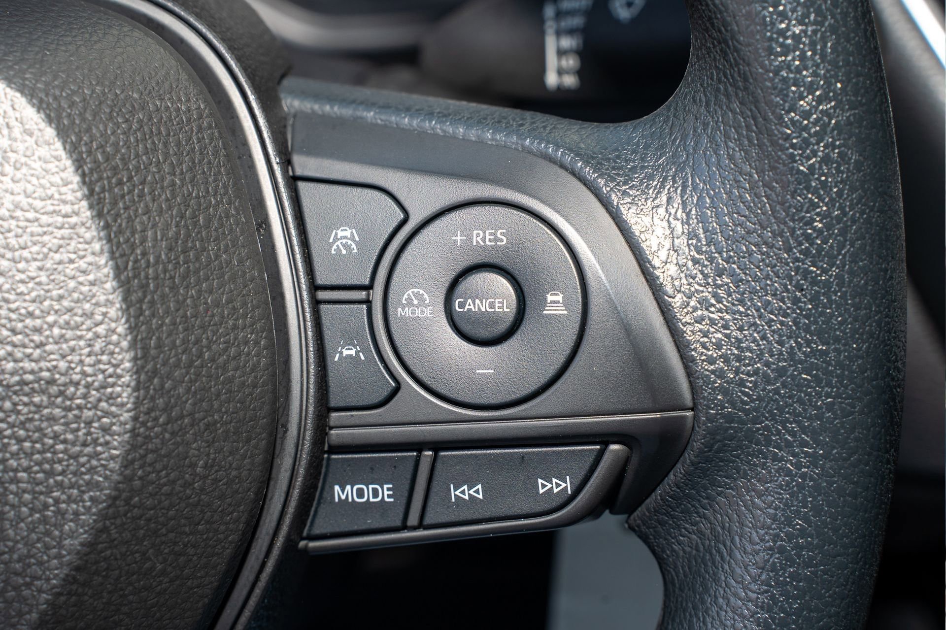 Used 2024 Toyota Corolla LE image 30