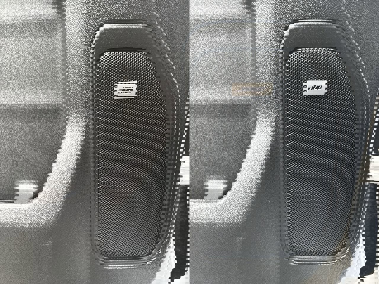 Used 2019 Chevrolet Silverado 1500 High Country w/ Technology Package image 24