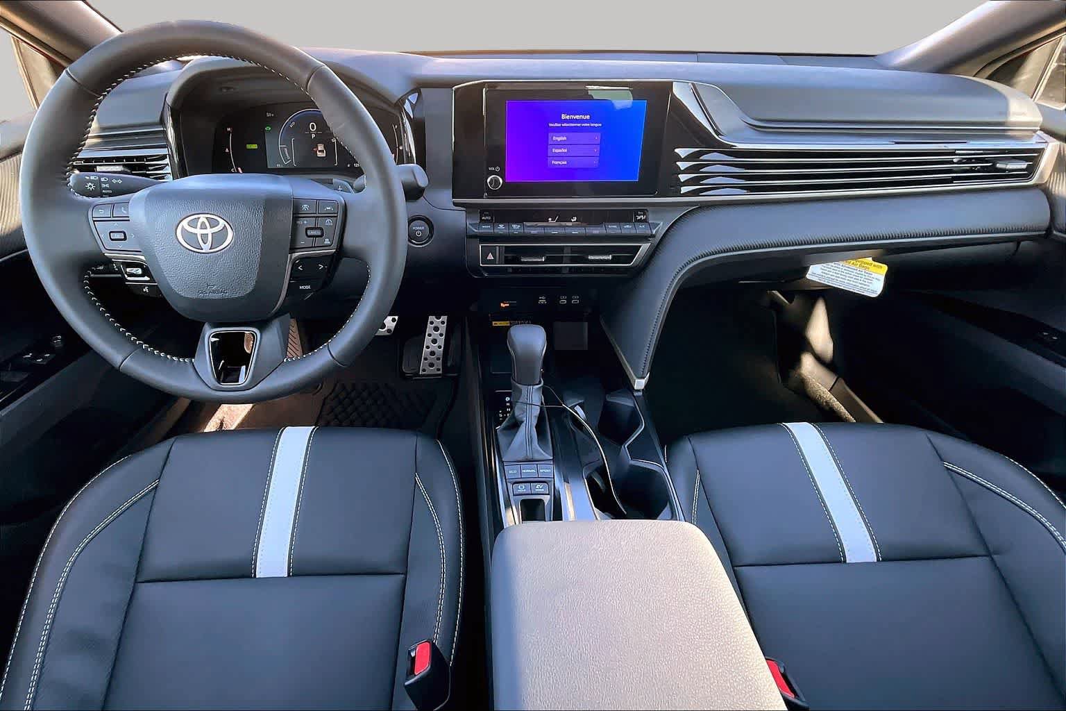 New 2026 Toyota Camry SE FWD image 5