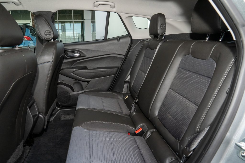 Used 2024 Chevrolet Trax LT w/ Driver Confidence Package image 16