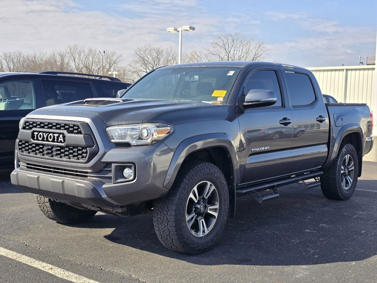 Certified 2017 Toyota Tacoma TRD Sport image 3