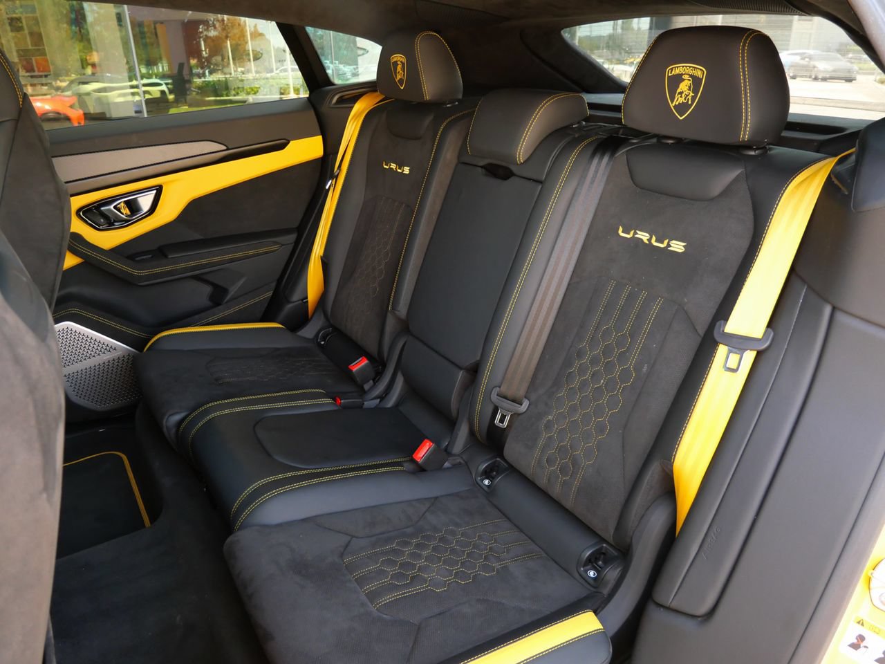 Used 2024 Lamborghini Urus S AWD/4WD image 6