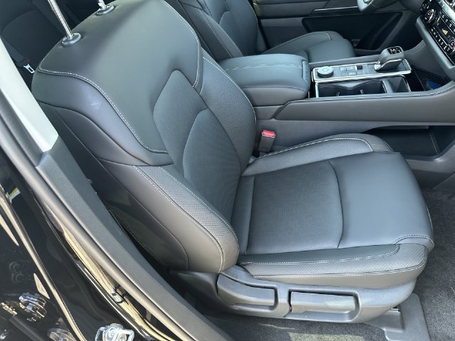 New 2026 Nissan Pathfinder SL w/ Cargo Package AWD/4WD image 28