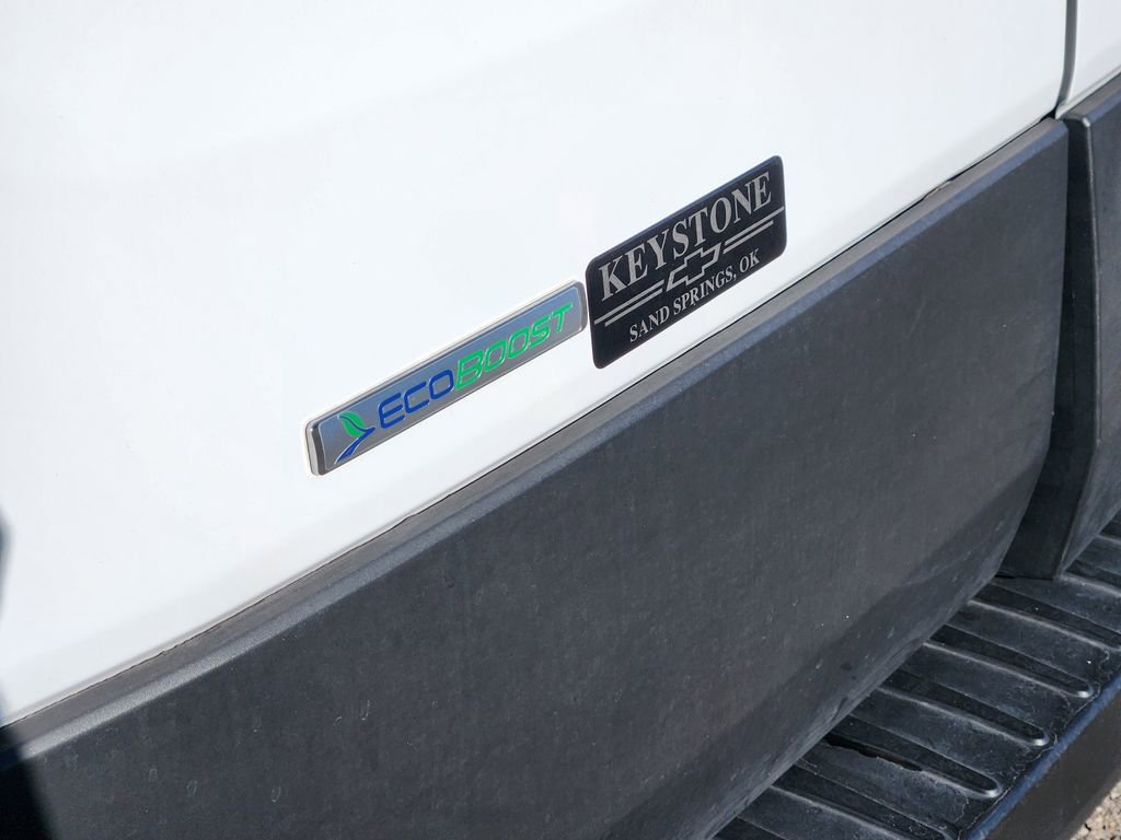 Used 2023 Ford Transit 350 XLT image 12