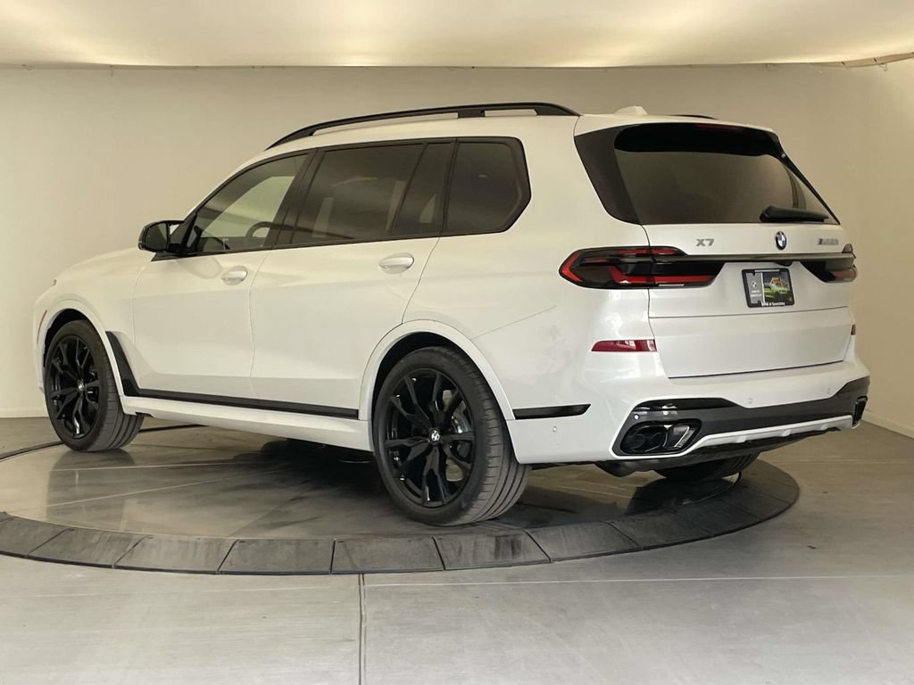 New 2027 BMW X7 M60i AWD/4WD image 3