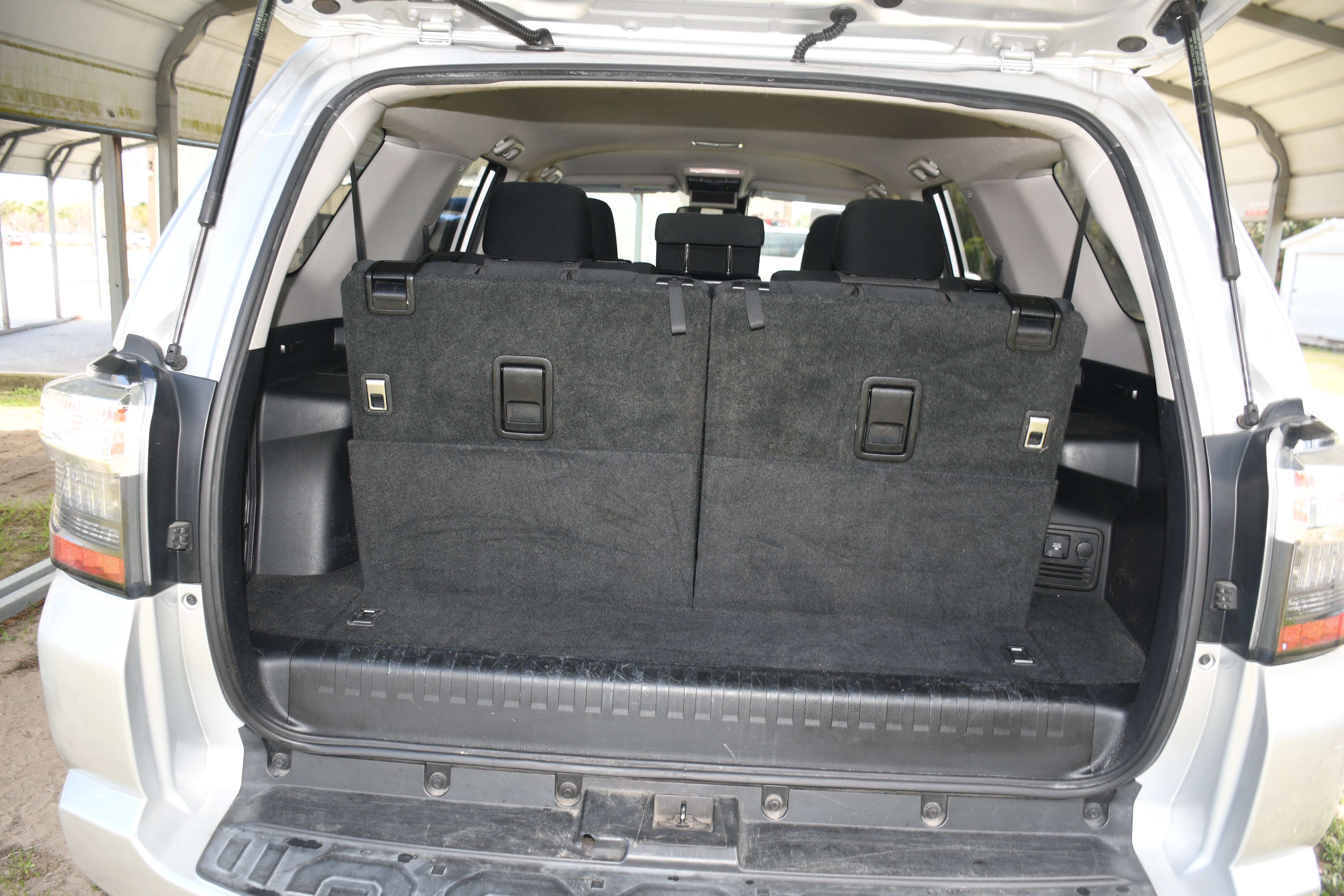 Used 2021 Toyota 4Runner SR5 image 16