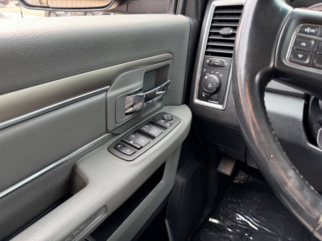 Used 2016 RAM 3500 Big Horn AWD/4WD image 30