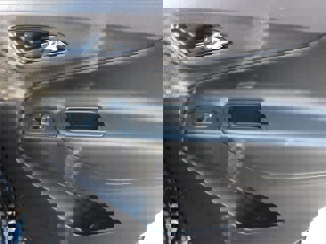 Used 2021 Chevrolet Equinox LT image 33