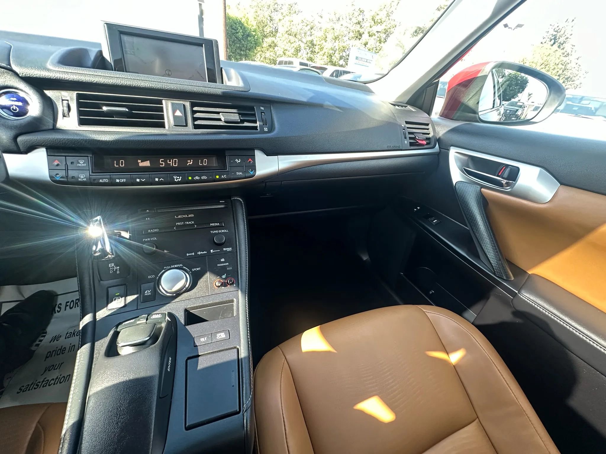 Used 2013 Lexus CT 200h w/ Premium Pkg w/Navigation FWD image 24