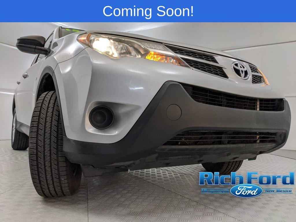Used 2015 Toyota RAV4 LE image 28