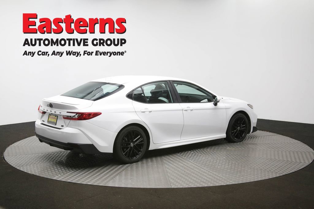 Used 2025 Toyota Camry SE w/ Convenience Package FWD image 41