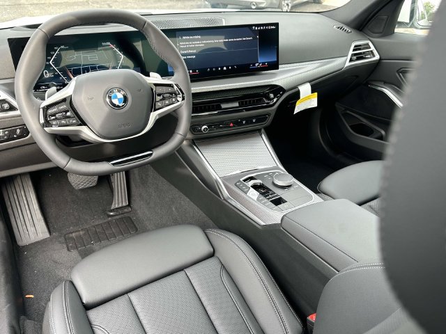New 2026 BMW 330i xDrive Sedan w/ Premium Package AWD/4WD image 10