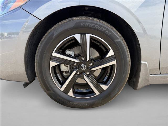 Used 2024 Nissan Sentra SV FWD image 26