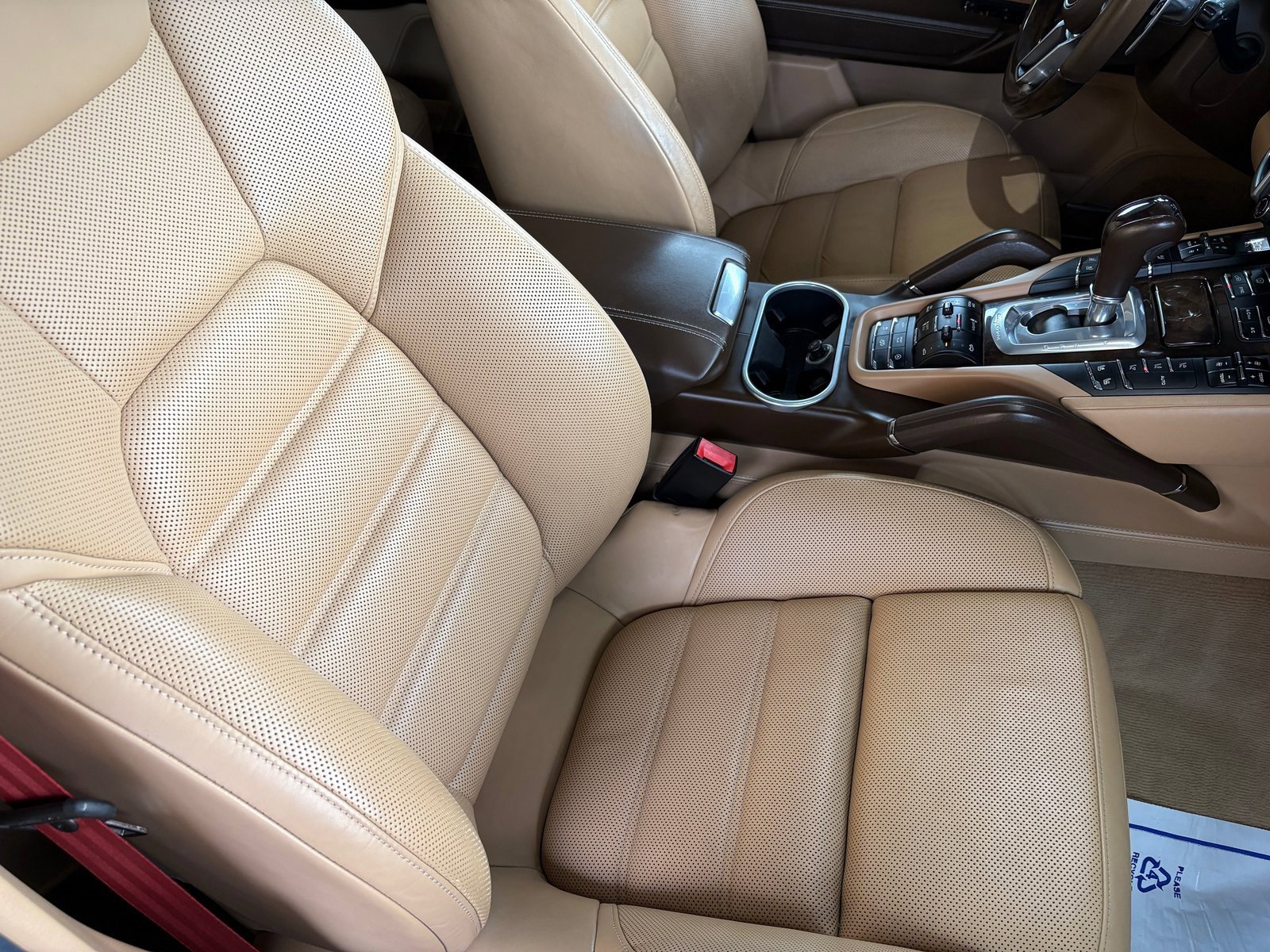 Used 2016 Porsche Cayenne GTS image 44