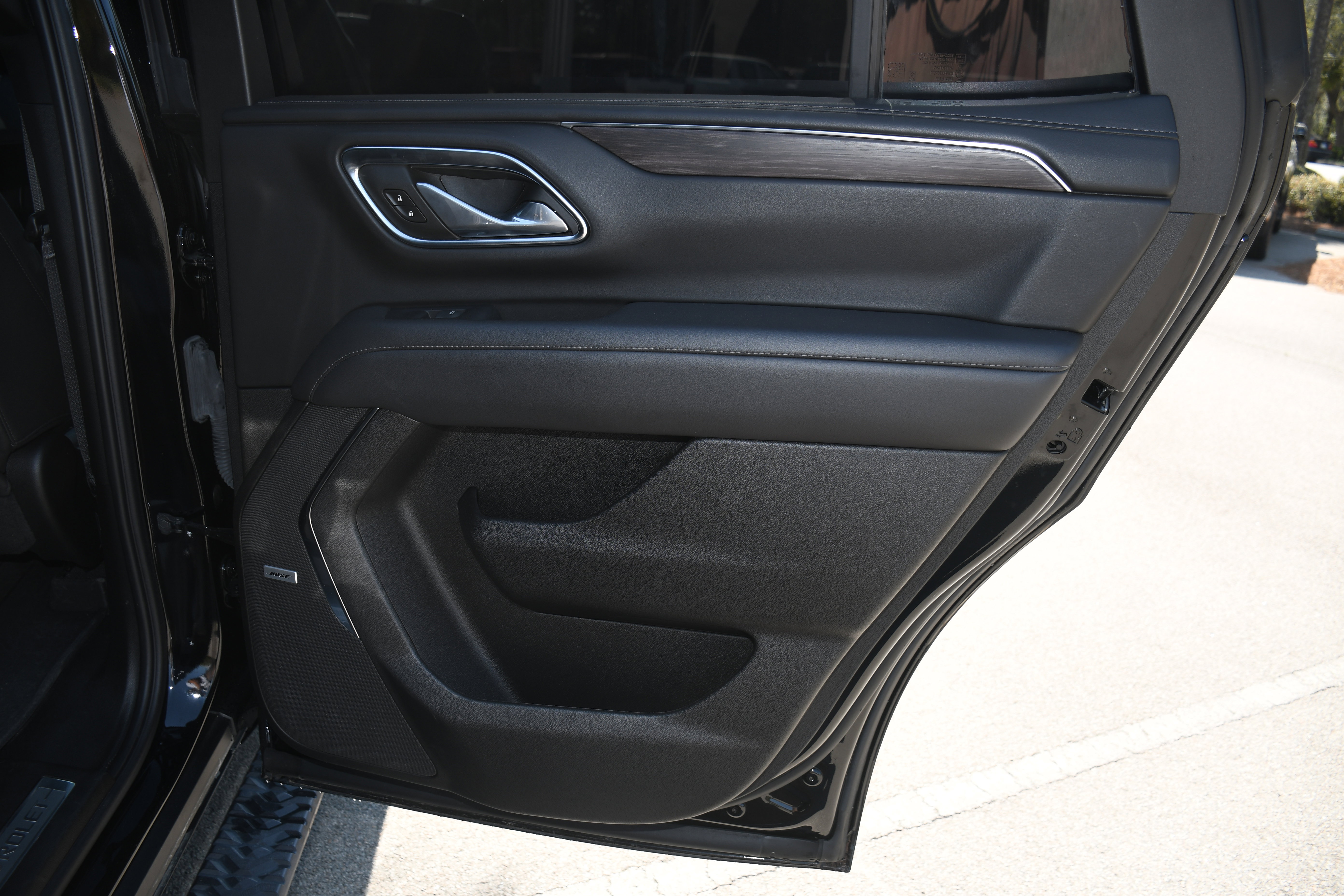 Used 2023 Chevrolet Tahoe Z71 w/ Luxury Package image 22