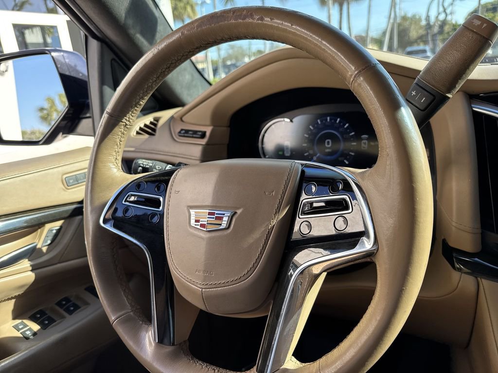 Used 2019 Cadillac Escalade Platinum w/ Escalade Sport Edition image 54