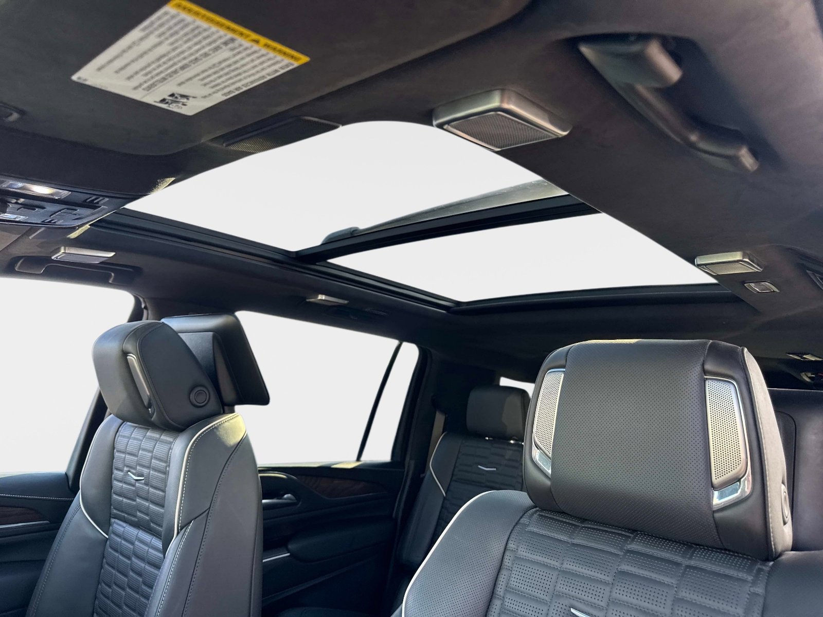 Used 2024 Cadillac Escalade ESV Sport Platinum w/ LPO, ONYX Package image 20