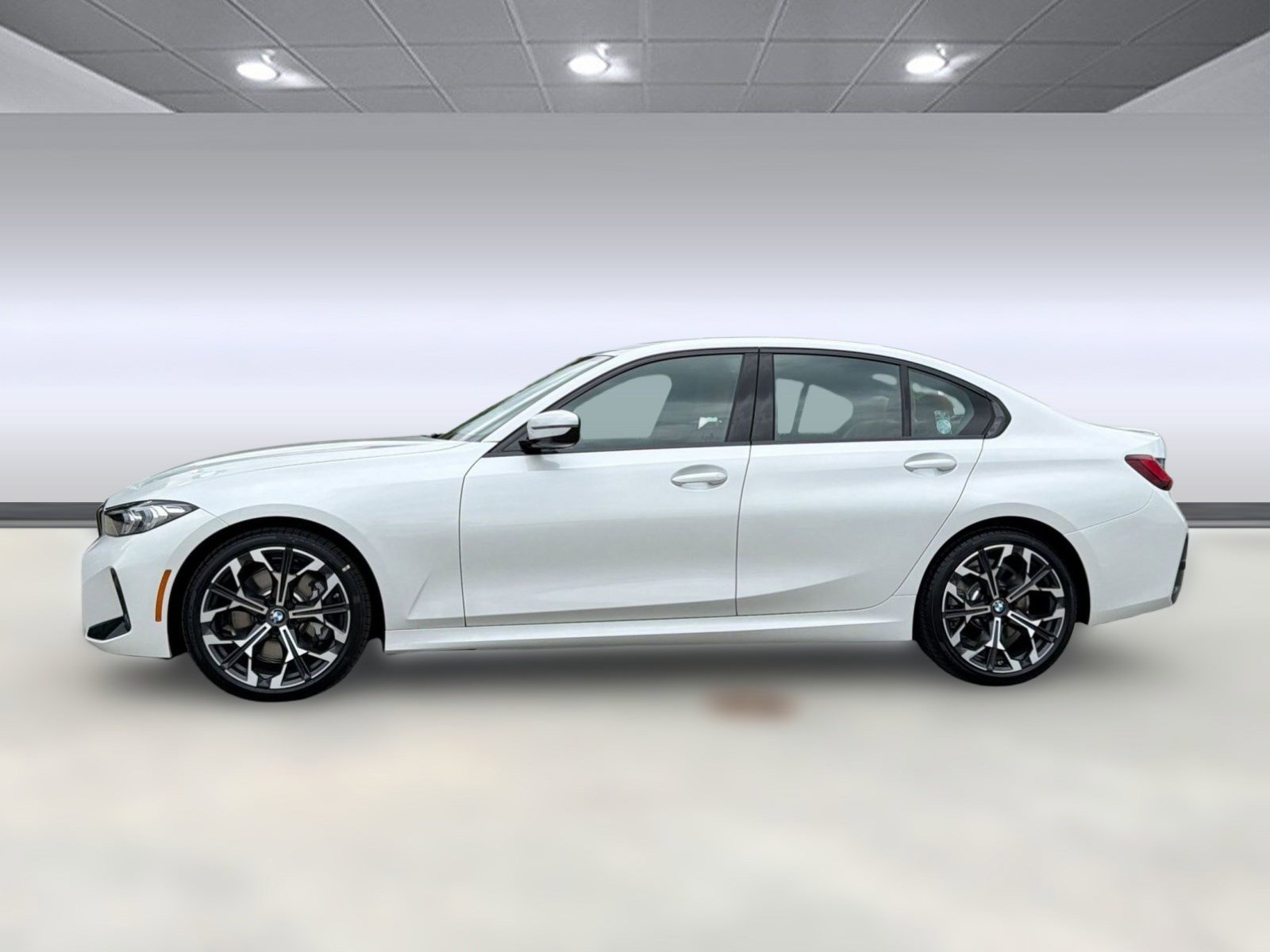 New 2026 BMW 330i xDrive Sedan w/ M Sport Package AWD/4WD image 2