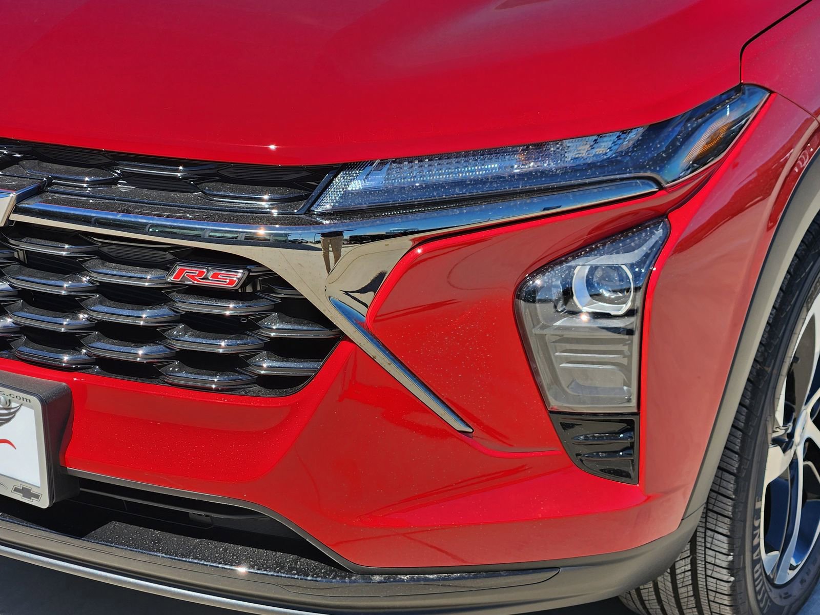 New 2026 Chevrolet Trax RS w/ Sunroof Package image 9