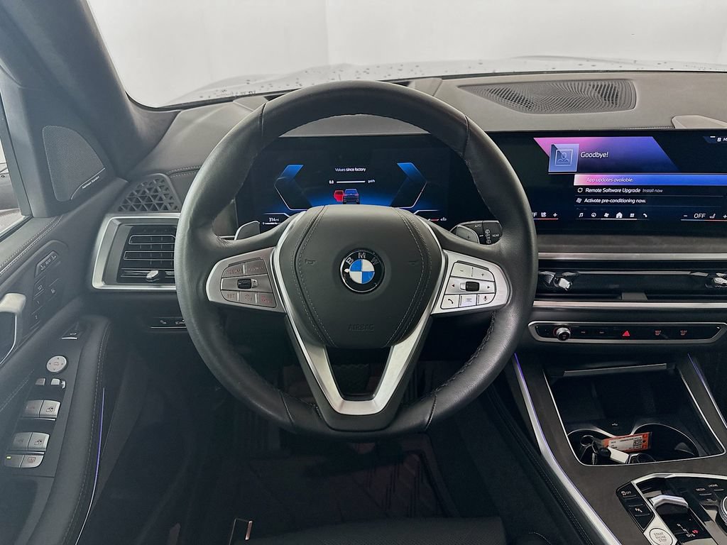 Used 2026 BMW X7 xDrive40i AWD/4WD image 31