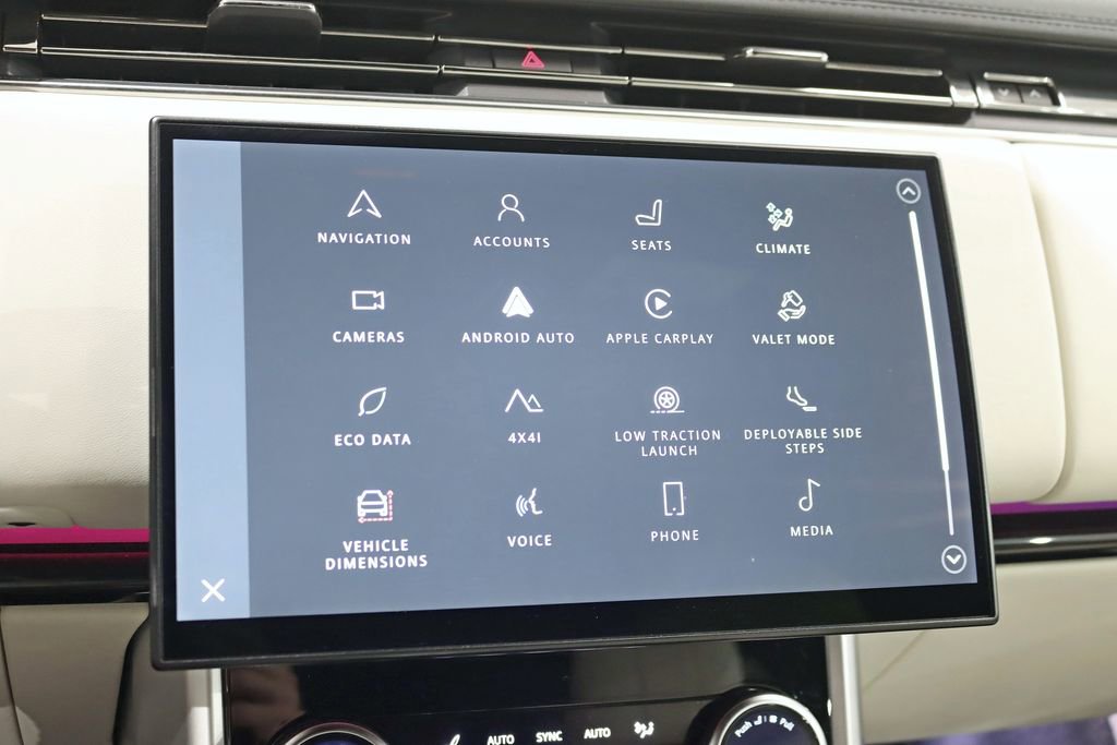 Used 2023 Land Rover Range Rover SE image 22