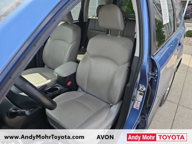 Used 2015 Subaru Forester 2.5i Limited AWD/4WD image 10
