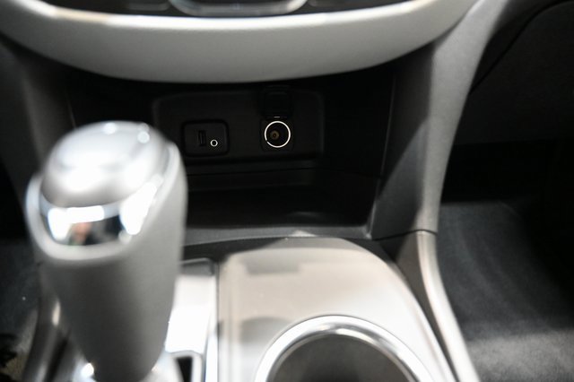 Used 2018 Chevrolet Equinox LS image 18