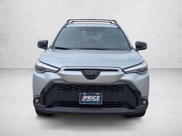 Used 2025 Toyota Corolla Cross AWD Hybrid w/ Convenience Package image 2